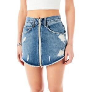 Carmar Denim Beatrice Adige Zip Front Skirt Size 26 Blue Distressed Mini S
